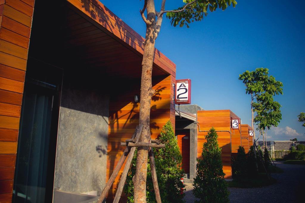 נאקהון סאוואן The Infinite Resort מראה חיצוני תמונה